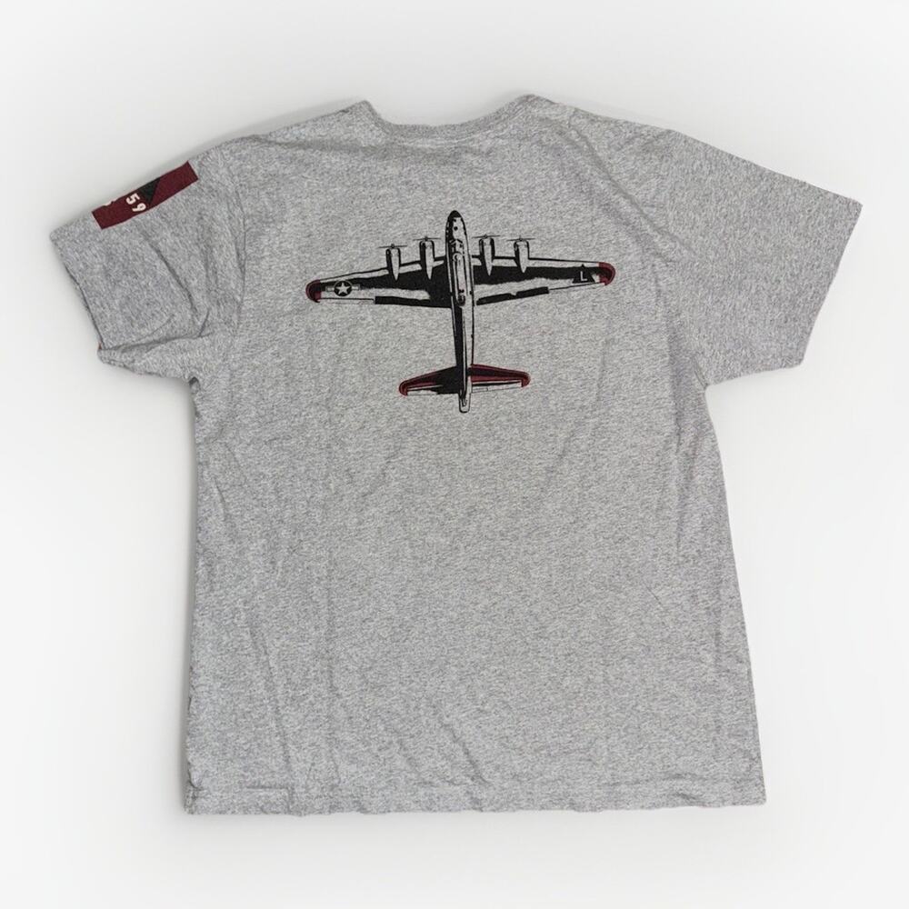 Red Canoe Boeing B-17 Flying Fortress Graphic T-Shirt Gray XL 22x27.5